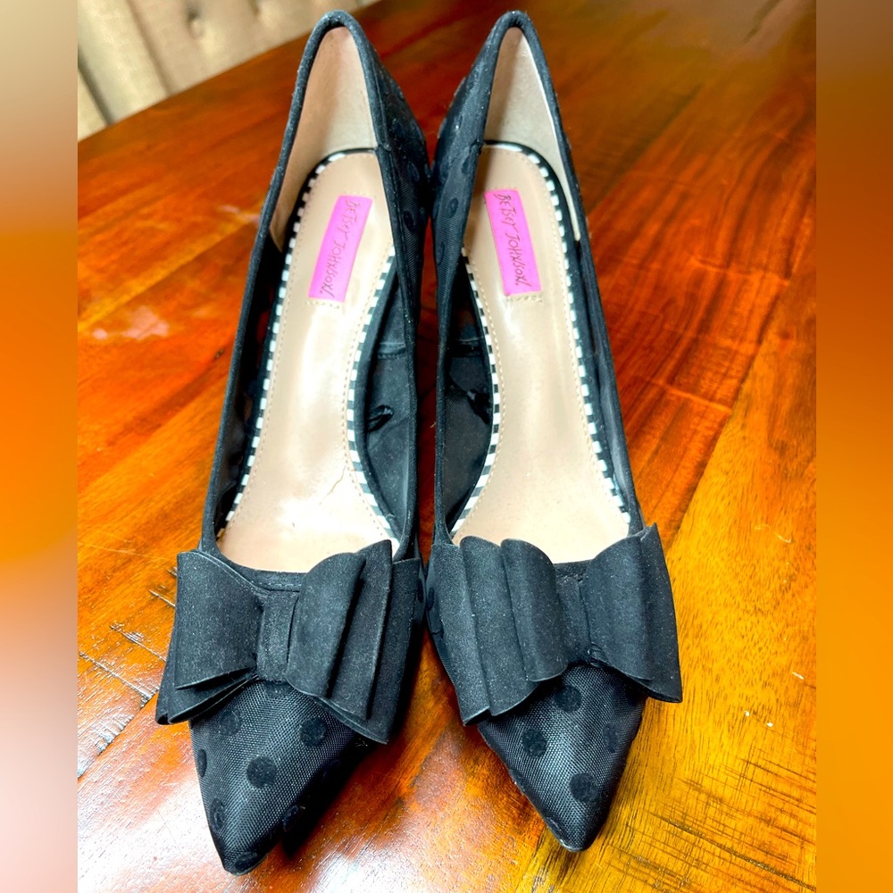 Betsy Johnson Black Polka dot sheer pumps